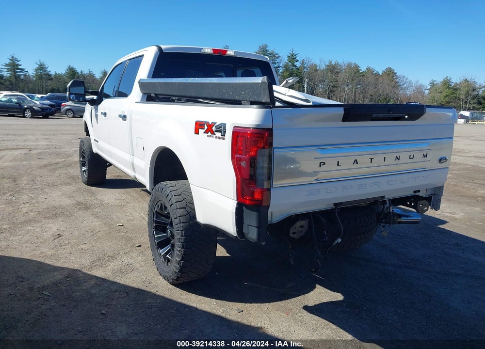 2017 FORD F-250 PLATINUM VIN: 1FT7W2BT3HEE16851