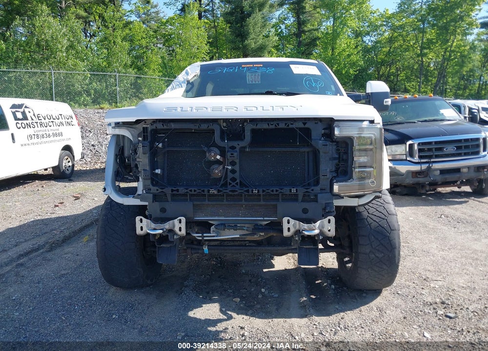 2017 FORD F-250 PLATINUM VIN: 1FT7W2BT3HEE16851