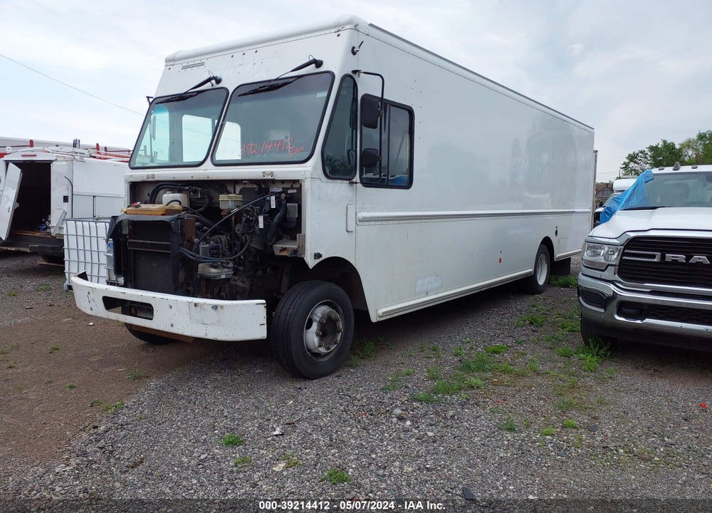 2013 FREIGHTLINER CHASSIS M LINE WALK-IN VAN VIN: 4UZAC3DV8DCFF6798