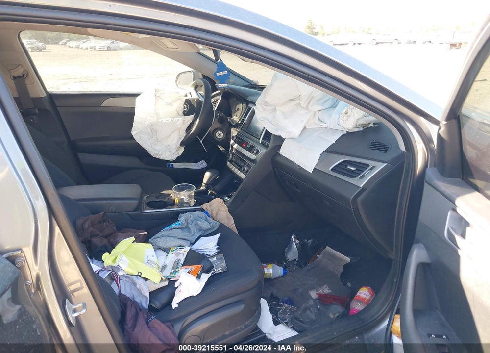 2018 HYUNDAI SONATA SE VIN: 5NPE24AF7JH651995