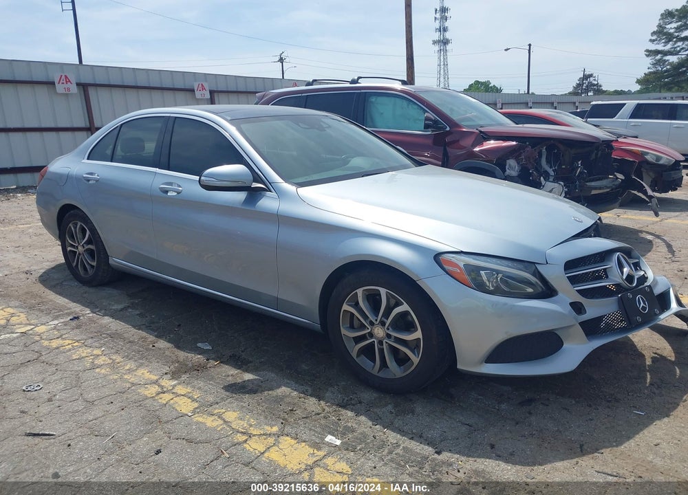 2015 MERCEDES-BENZ C 300 4MATIC/LUXURY 4MATIC/SPORT 4MATIC VIN: 55SWF4KB8FU040172