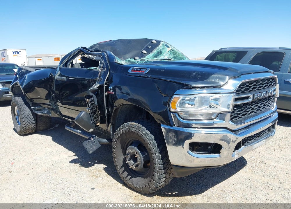 2020 RAM 3500 TRADESMAN REGULAR CAB 4X4 8' BOX VIN: 3C63RRAL1LG128660