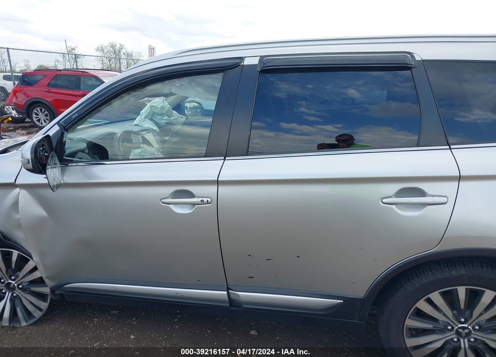 2020 MITSUBISHI OUTLANDER SEL 2.4 S-AWC VIN: JA4AZ3A34LZ043111