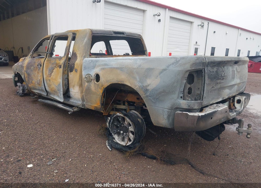 2014 RAM 2500 SLT VIN: 3C6UR5MJ9EG288067