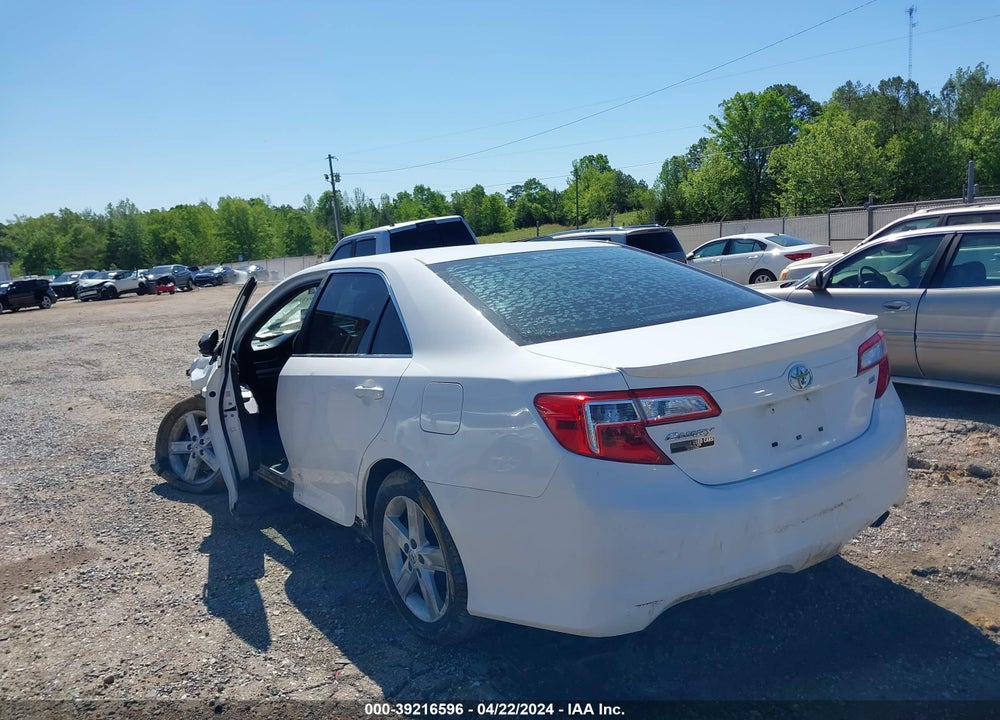 2013 TOYOTA CAMRY SE VIN: 4T1BF1FK9DU271803