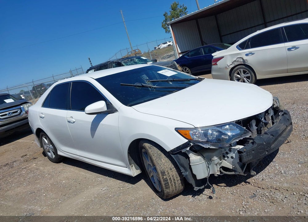 2013 TOYOTA CAMRY SE VIN: 4T1BF1FK9DU271803