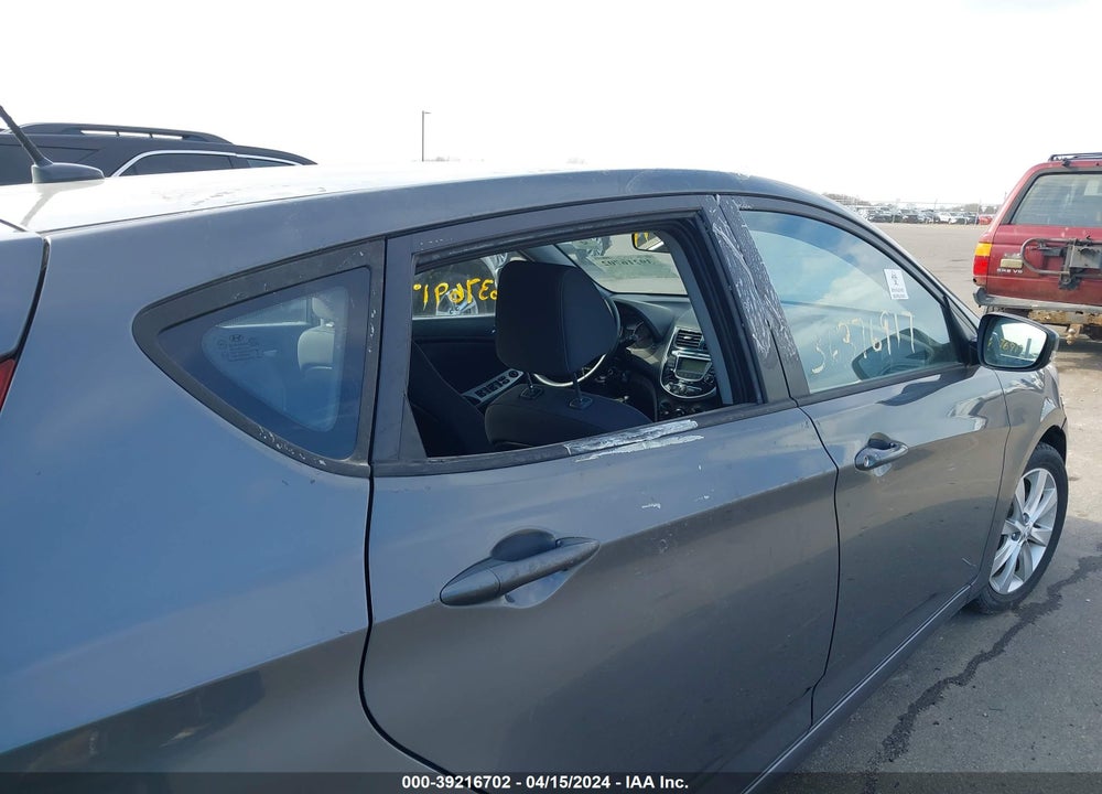 2013 HYUNDAI ACCENT SE VIN: KMHCU5AE8DU080604