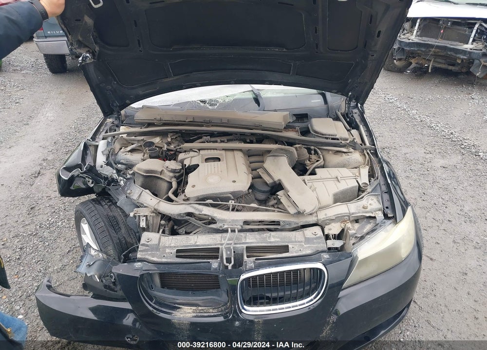 2011 BMW 3 SERIES VIN: WBAPH7G51BNM56173