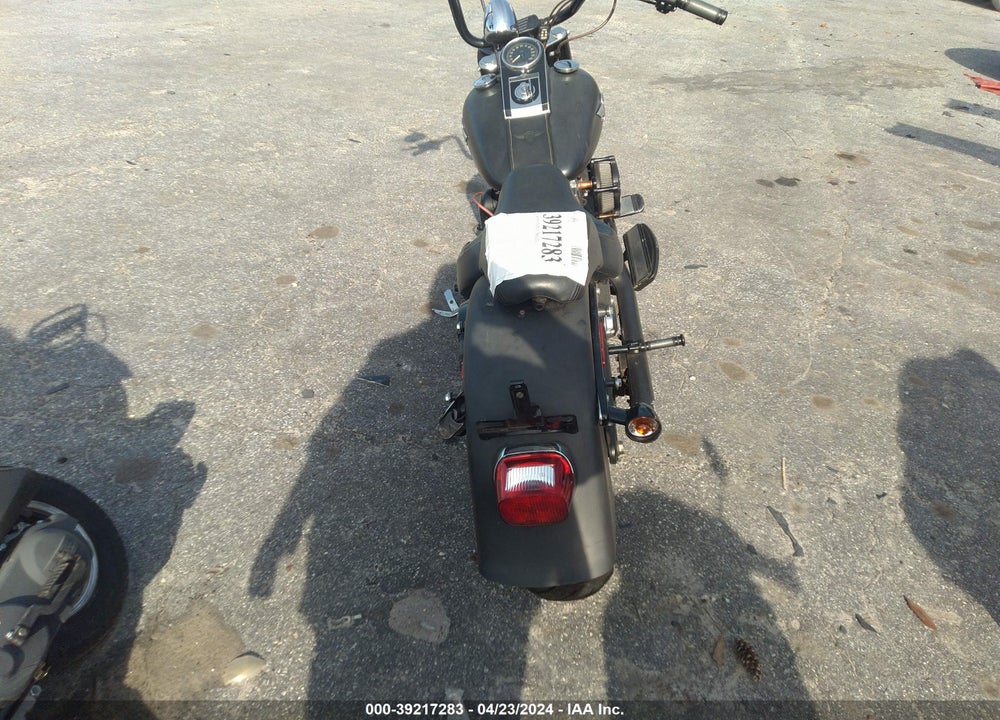 2010 HARLEY-DAVIDSON FLSTFB VIN: 1HD1JN515AB010477