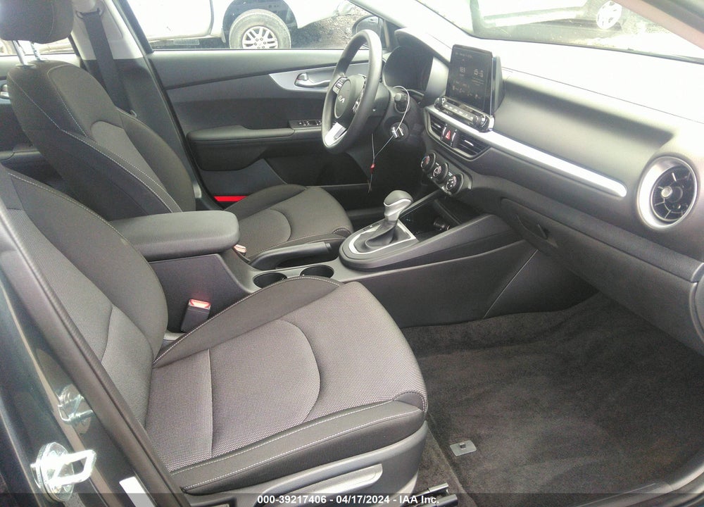 2023 KIA FORTE LX VIN: 3KPF24AD2PE676979