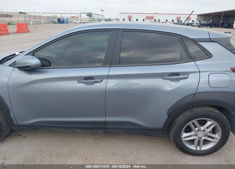 2020 HYUNDAI KONA SE VIN: KM8K12AA2LU450850