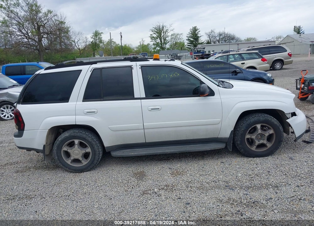 2005 CHEVROLET TRAILBLAZER LT VIN: 1GNDT13S152307093