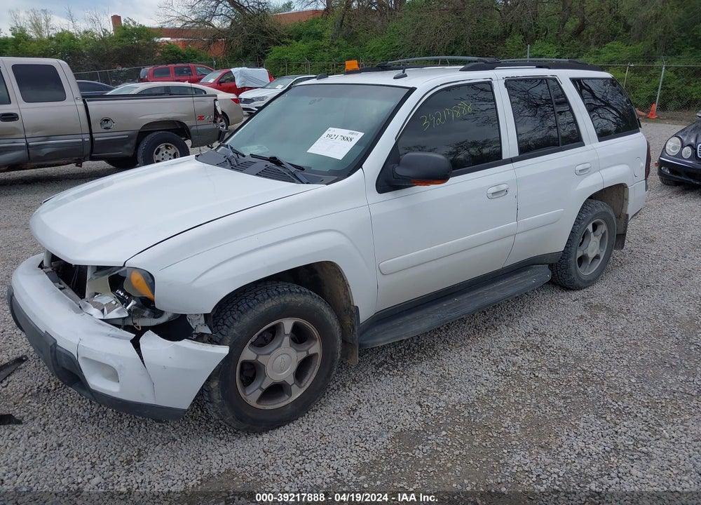 2005 CHEVROLET TRAILBLAZER LT VIN: 1GNDT13S152307093
