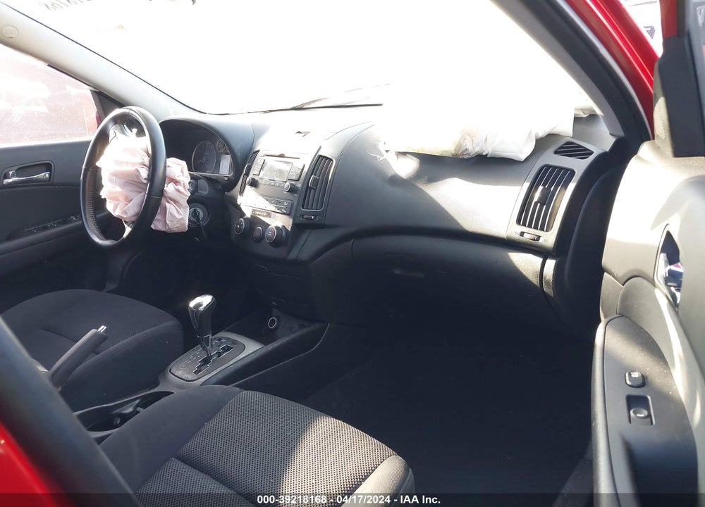 2009 HYUNDAI ELANTRA TOURING VIN: KMHDC86E29U039152
