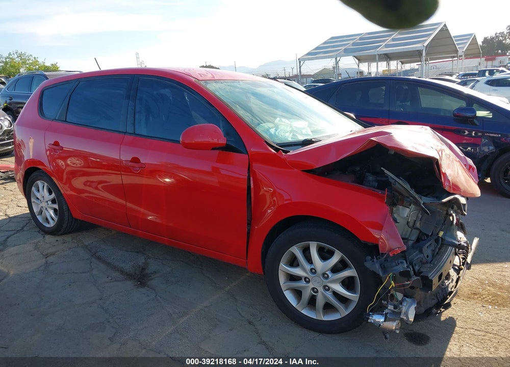 2009 HYUNDAI ELANTRA TOURING VIN: KMHDC86E29U039152