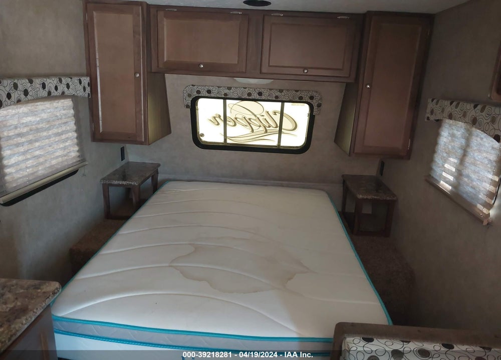 2017 COACHMEN CLIPPER VIN: 5ZT2CWFCXHJ111180