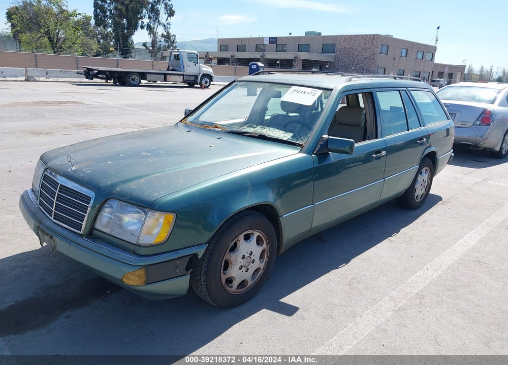 1994 MERCEDES-BENZ E 320 VIN: WDBEA92EXRF294371