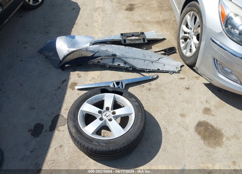 2006 HONDA CIVIC VIN: 1HGFA16806L043109
