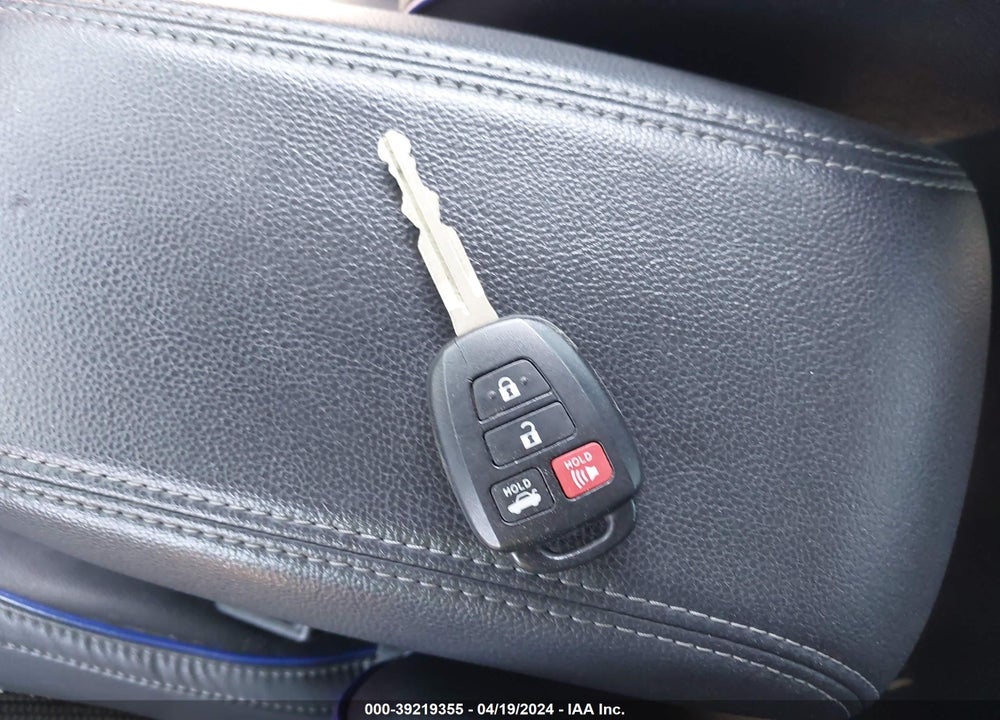 2019 TOYOTA COROLLA SE VIN: 5YFBURHE5KP880039