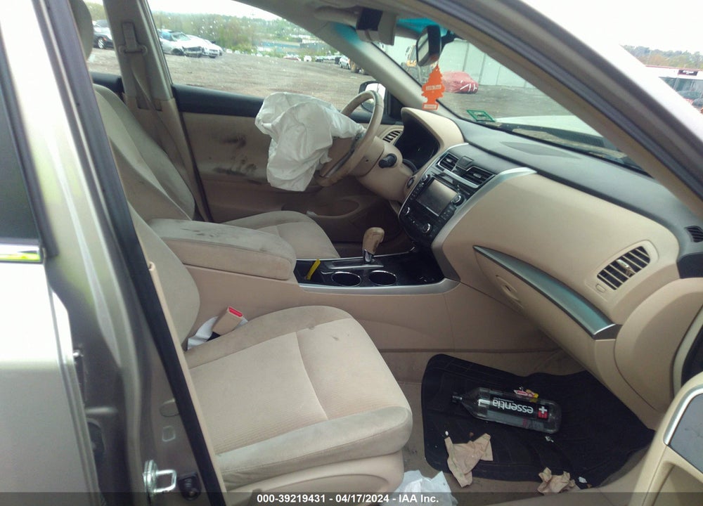 2013 NISSAN ALTIMA 2.5 SV VIN: 1N4AL3AP2DN585591