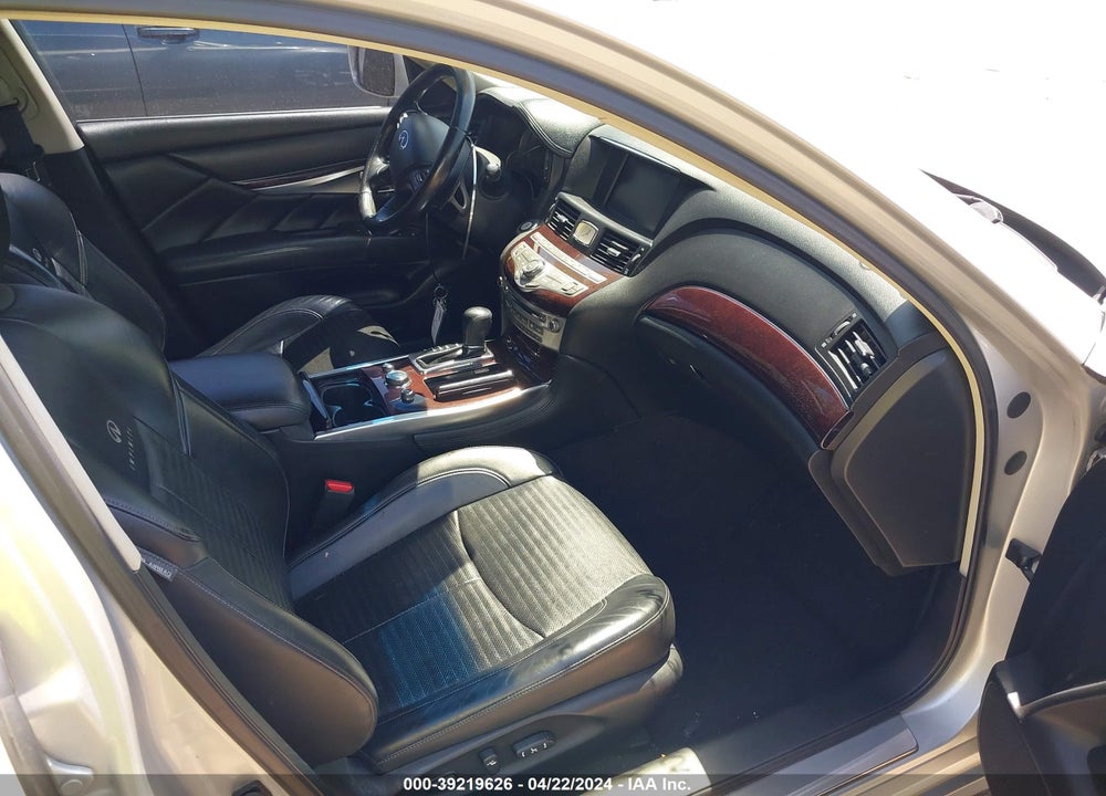 2011 INFINITI M56 VIN: JN1AY1AP4BM520456