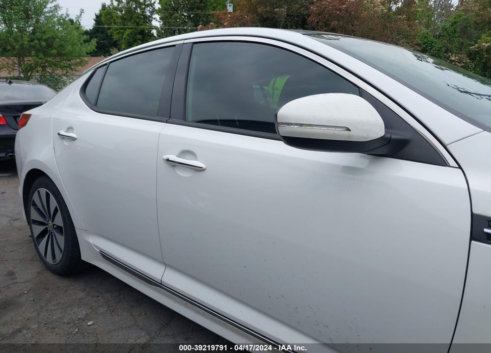 2013 KIA OPTIMA SX VIN: 5XXGR4A61DG120263