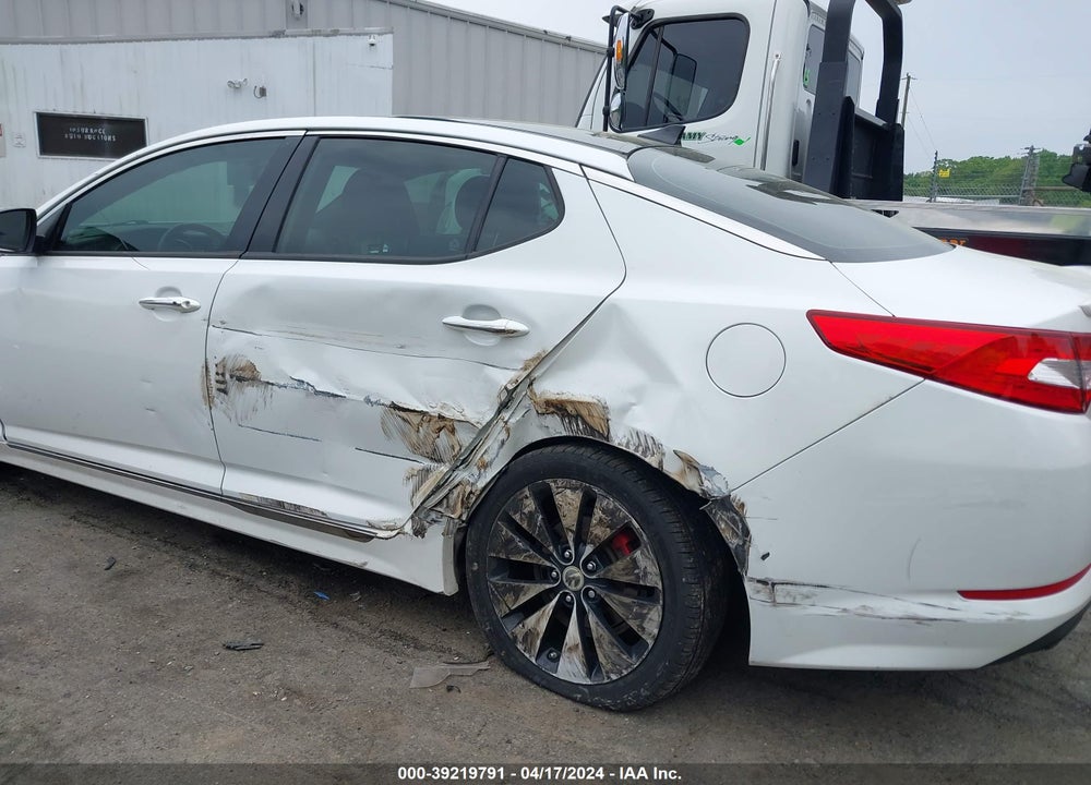2013 KIA OPTIMA SX VIN: 5XXGR4A61DG120263
