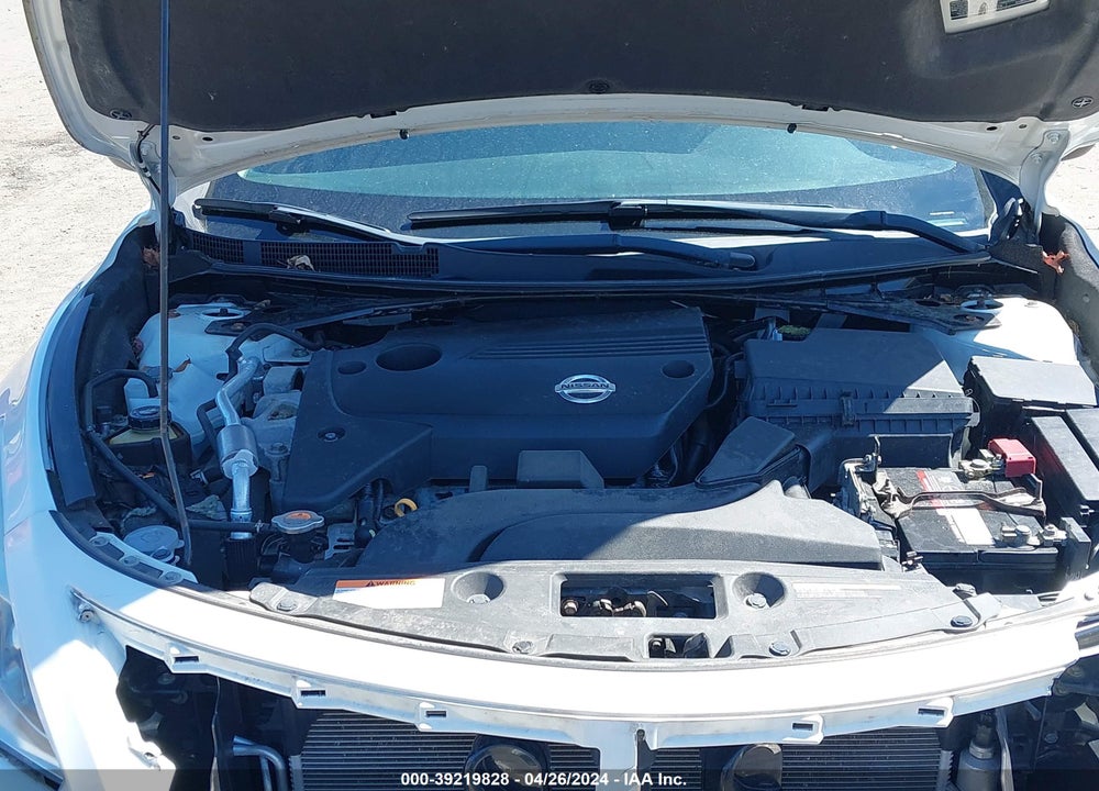2014 NISSAN ALTIMA 2.5 SV VIN: 1N4AL3AP1EN205772