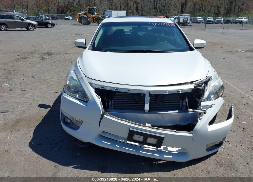 2014 NISSAN ALTIMA 2.5 SV VIN: 1N4AL3AP1EN205772