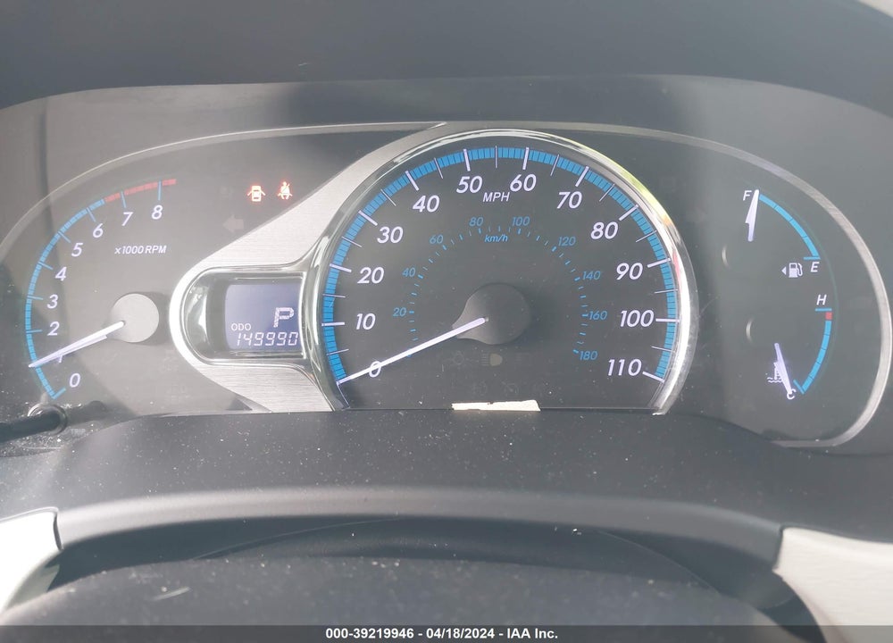 2014 TOYOTA SIENNA XLE V6 8 PASSENGER VIN: 5TDYK3DC7ES474762
