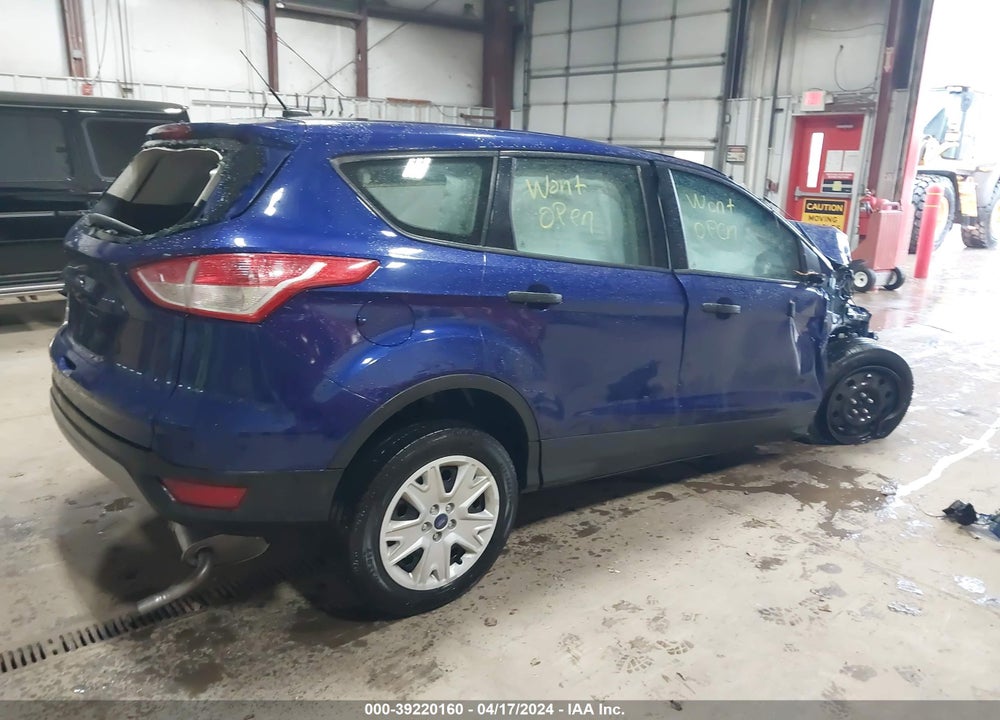 2015 FORD ESCAPE S VIN: 1FMCU0F79FUB38767
