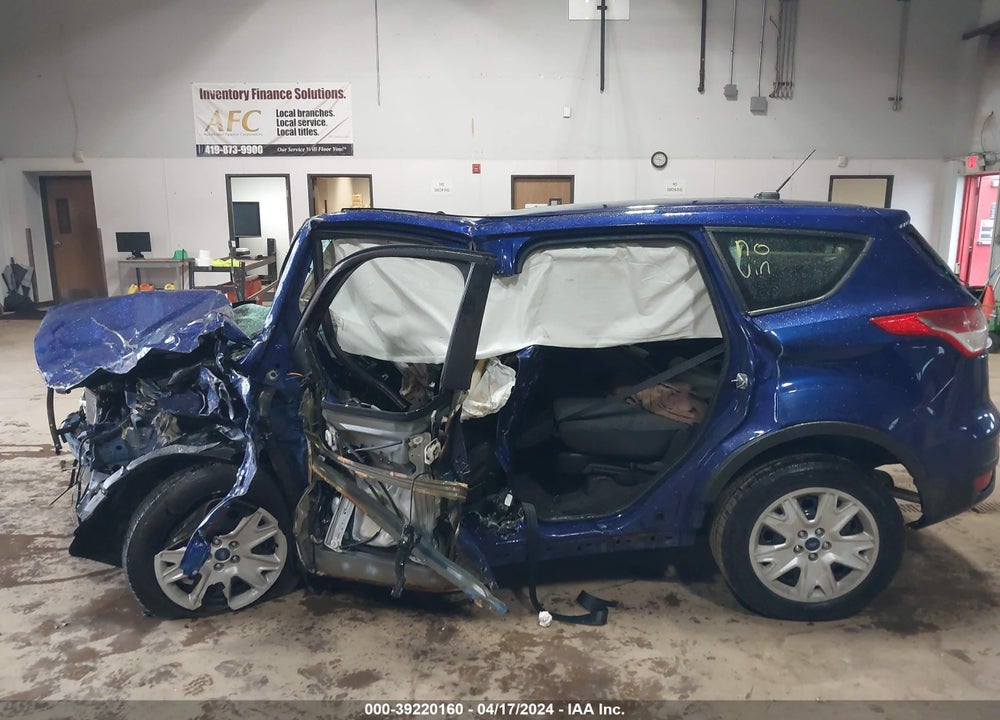 2015 FORD ESCAPE S VIN: 1FMCU0F79FUB38767
