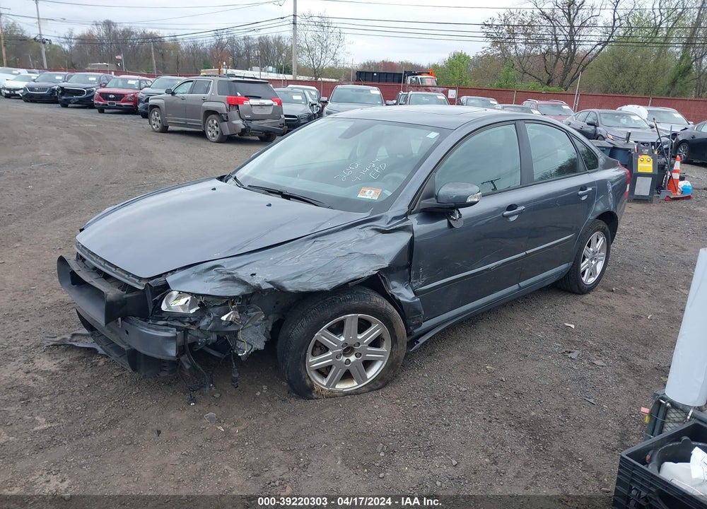 2007 VOLVO S40 2.4I VIN: YV1MS382X72252642