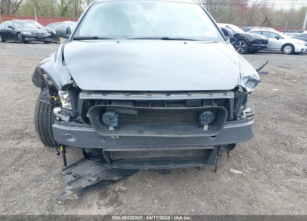2007 VOLVO S40 2.4I VIN: YV1MS382X72252642
