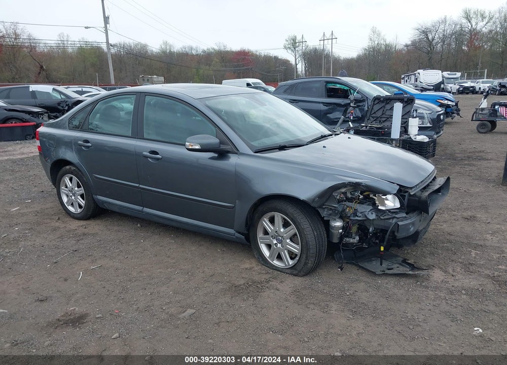 2007 VOLVO S40 2.4I VIN: YV1MS382X72252642