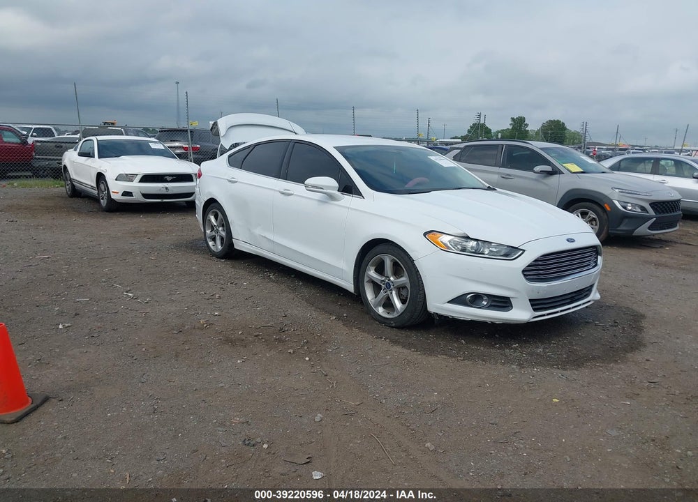 2015 FORD FUSION SE VIN: 3FA6P0HD1FR226009