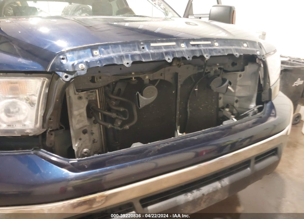2010 TOYOTA TUNDRA GRADE 5.7L V8 VIN: 5TFDW5F1XAX149862
