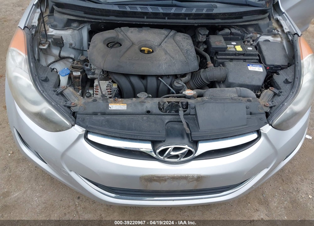 2011 HYUNDAI ELANTRA VIN: KMHDH4AE0BU155814
