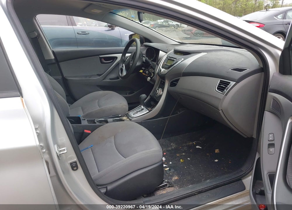 2011 HYUNDAI ELANTRA VIN: KMHDH4AE0BU155814