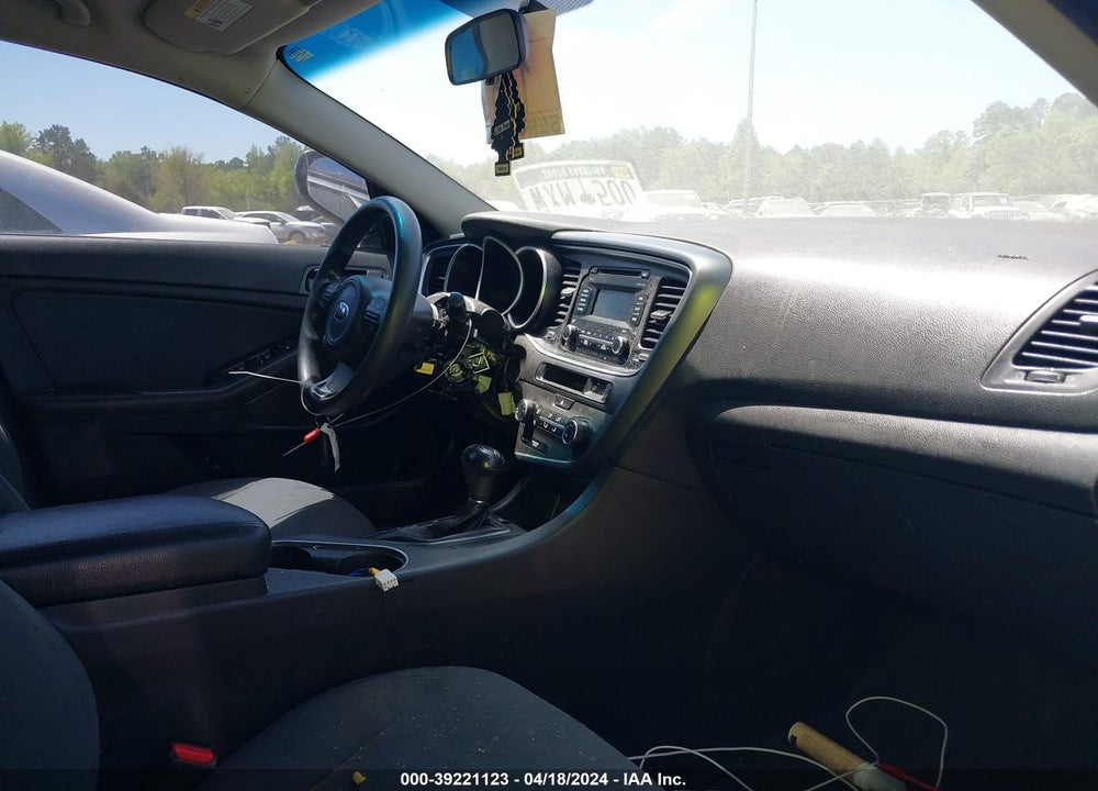 2015 KIA OPTIMA LX VIN: 5XXGM4A71FG451127