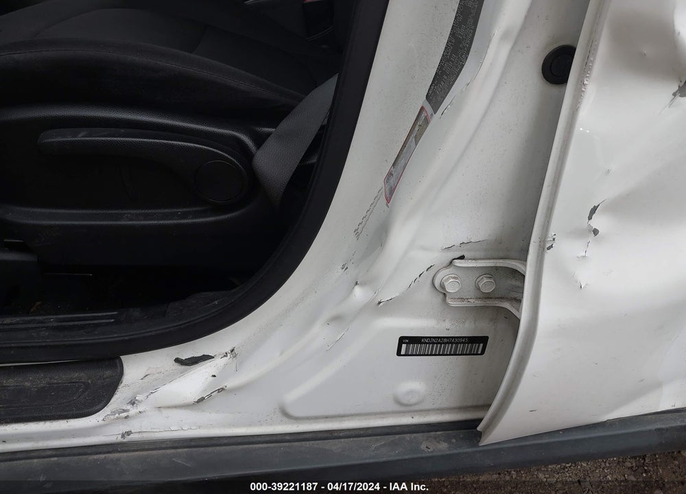 2017 KIA SOUL VIN: KNDJN2A28H7430945