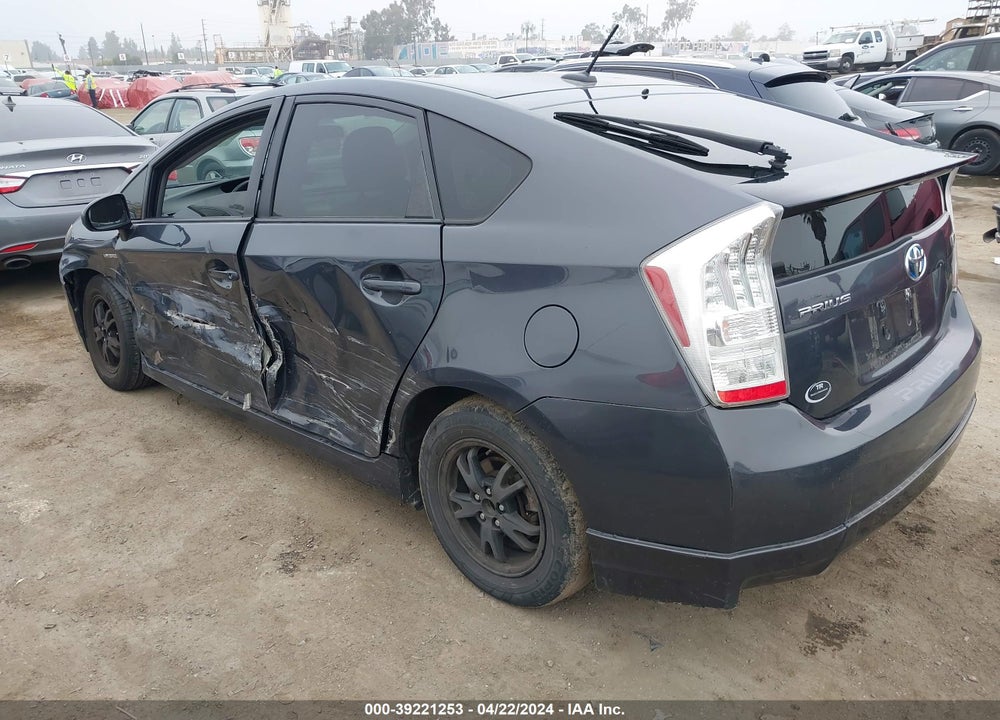 2011 TOYOTA PRIUS TWO VIN: JTDKN3DU3B1457911