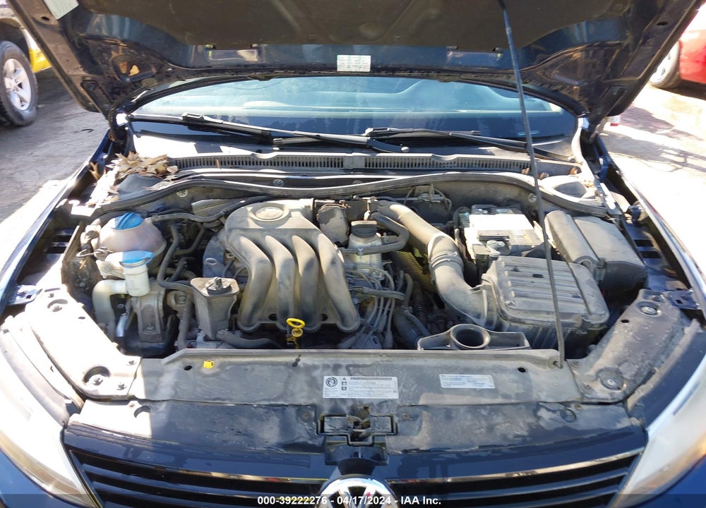 2014 VOLKSWAGEN JETTA 2.0L S VIN: 3VW2K7AJ1EM209235