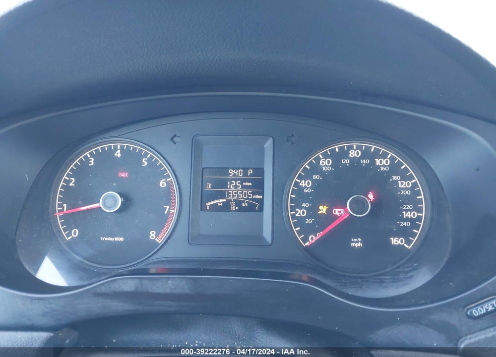 2014 VOLKSWAGEN JETTA 2.0L S VIN: 3VW2K7AJ1EM209235