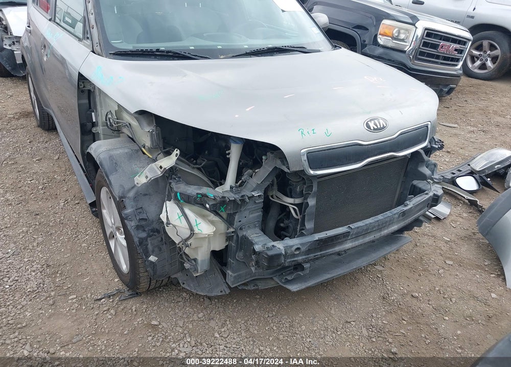 2015 KIA SOUL VIN: KNDJN2A25F7213737