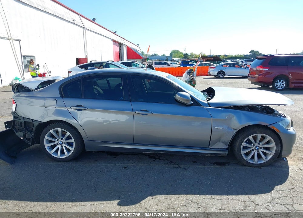 2011 BMW 328I XDRIVE VIN: WBAPK5G51BNN25241