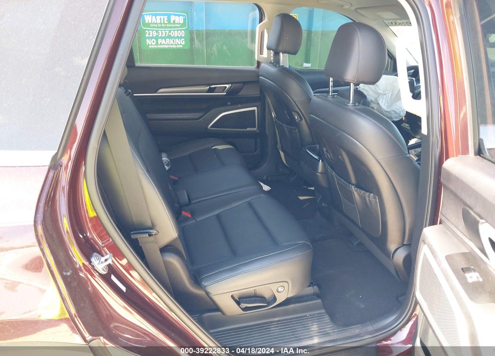 2021 KIA TELLURIDE LX VIN: 5XYP24HC2MG109459
