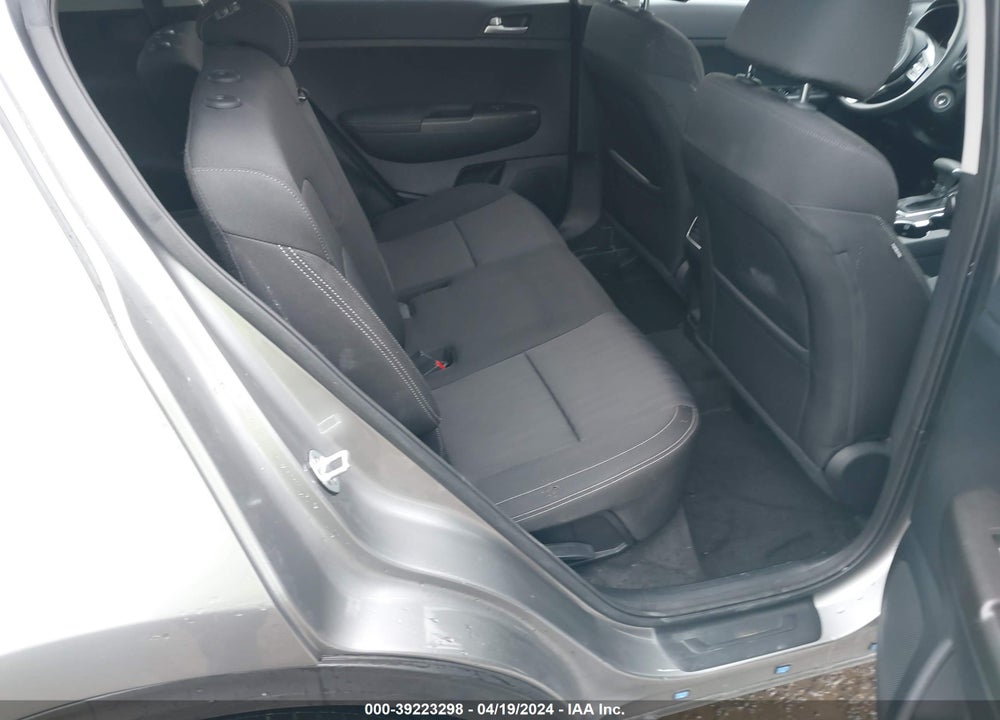 2020 KIA SPORTAGE LX VIN: KNDPMCAC0L7811158