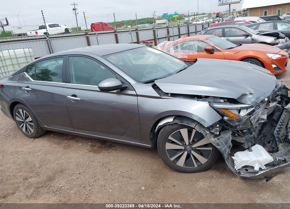 2022 NISSAN ALTIMA SV FWD VIN: 1N4BL4DV6NN384850