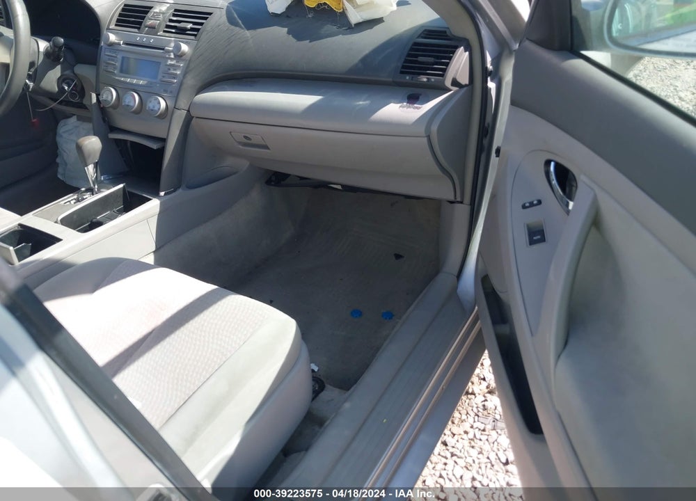 2010 TOYOTA CAMRY LE VIN: 4T1BF3EK0AU033833